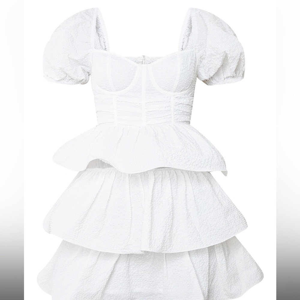 PRETTY LITTLE THING white crinkle tiered dress